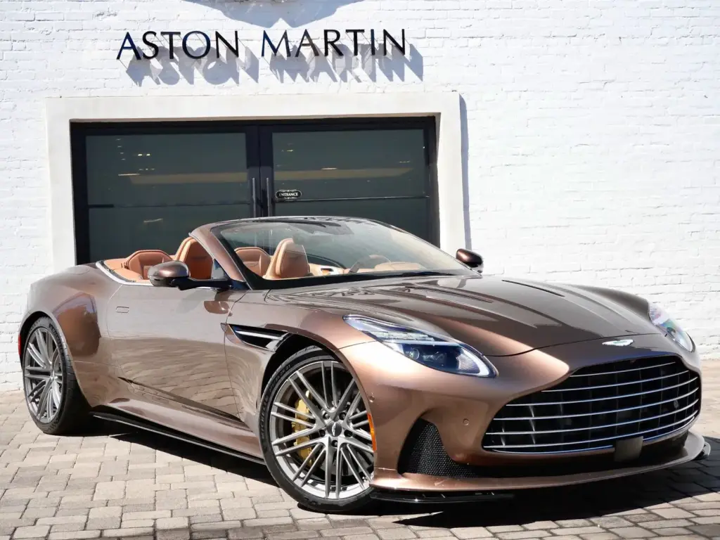 2024 DB12 V8 Volante main vehicle image