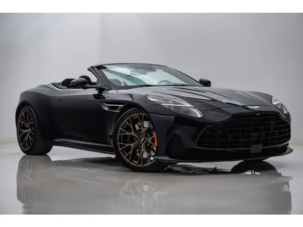 2024 DB12 V8 Volante main vehicle image