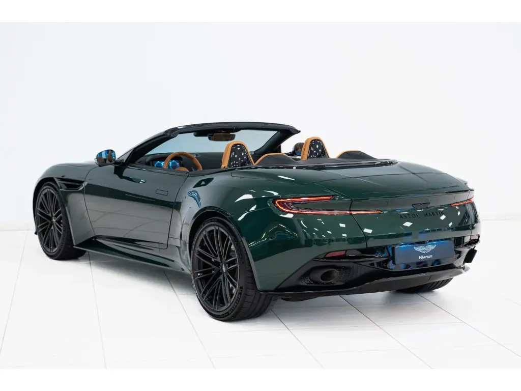 2024 DB12 V8 Volante thumbnail vehicle image 1