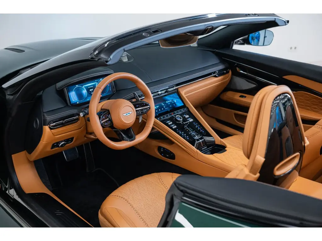 2024 DB12 V8 Volante thumbnail vehicle image 2