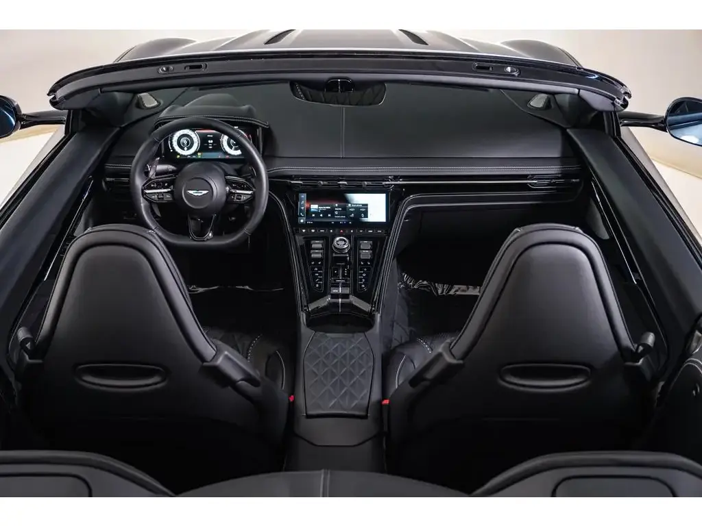 2024 DB12 V8 Volante thumbnail vehicle image 2