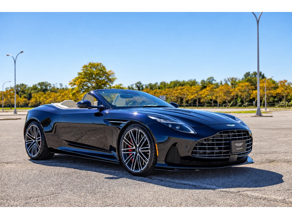 2024 DB12 V8 Volante main vehicle image