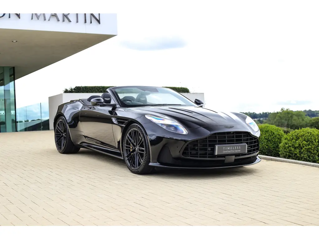 2025 DB12 V8 Volante main vehicle image