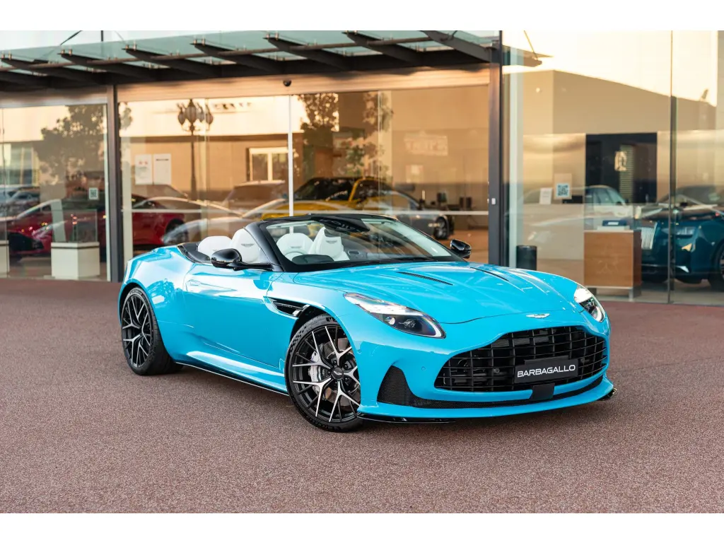 2025 DB12 V8 Volante main vehicle image
