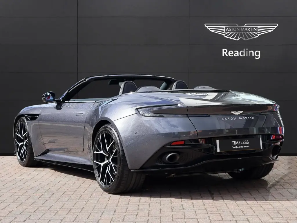 2025 DB12 V8 Volante thumbnail vehicle image 1
