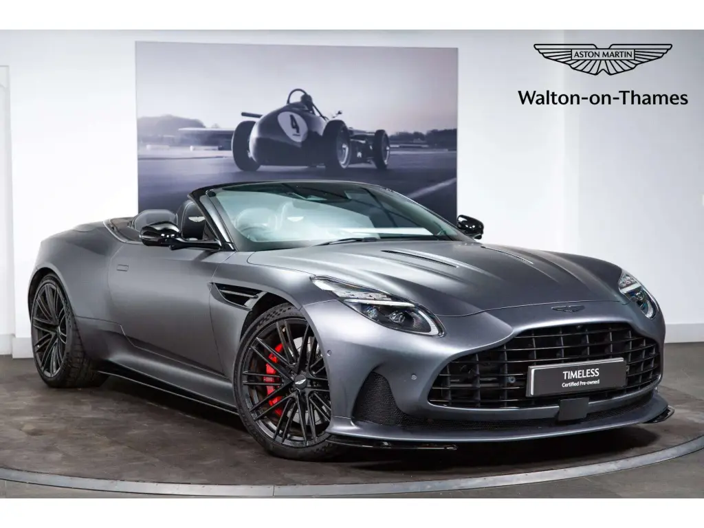 2025 DB12 V8 Volante main vehicle image