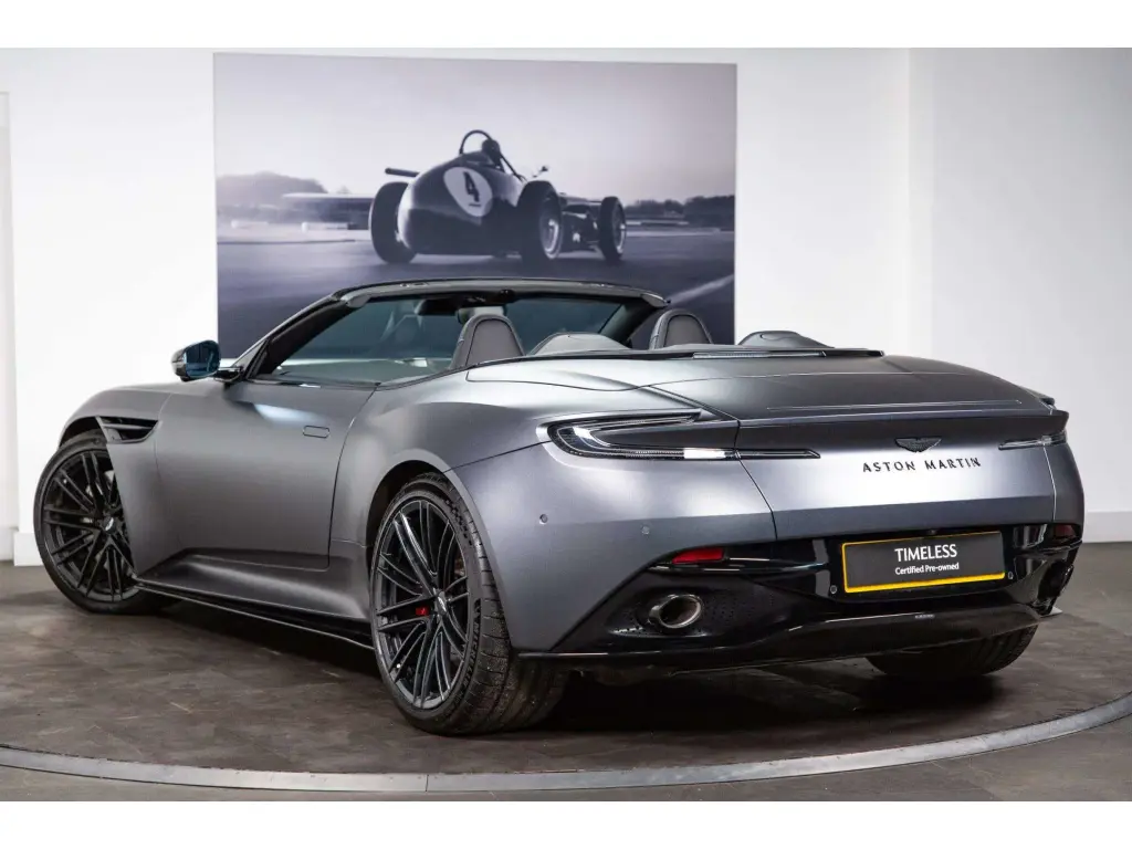 2025 DB12 V8 Volante thumbnail vehicle image 1