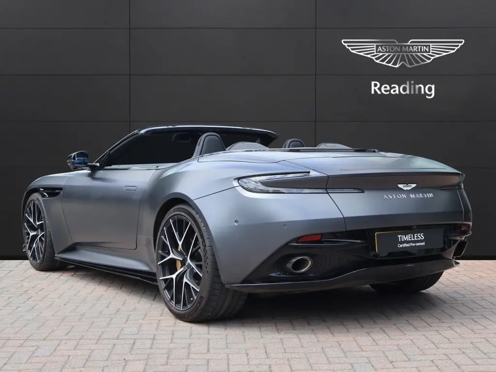 2025 DB12 V8 Volante thumbnail vehicle image 1