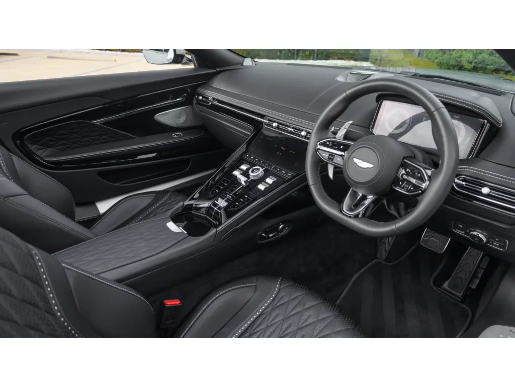 2025 DB12 V8 Volante thumbnail vehicle image 2