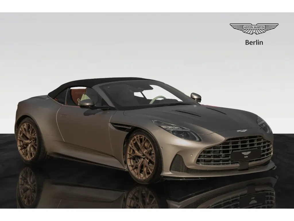 2025 DB12 V8 Volante main vehicle image