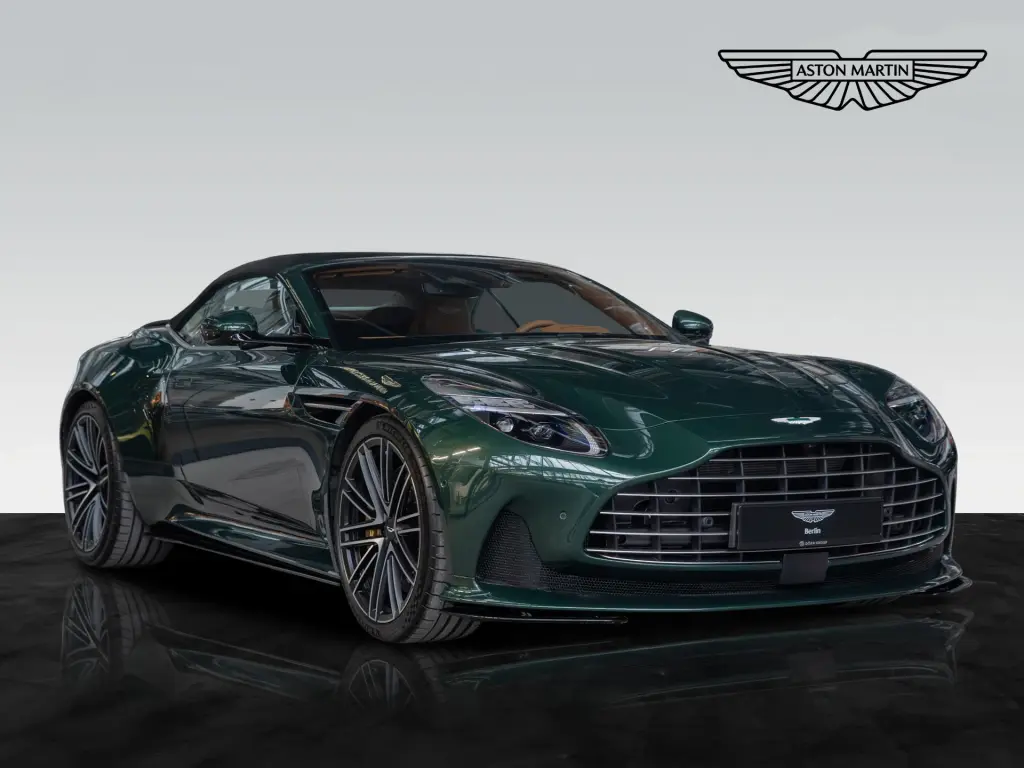 2025 DB12 V8 Volante main vehicle image