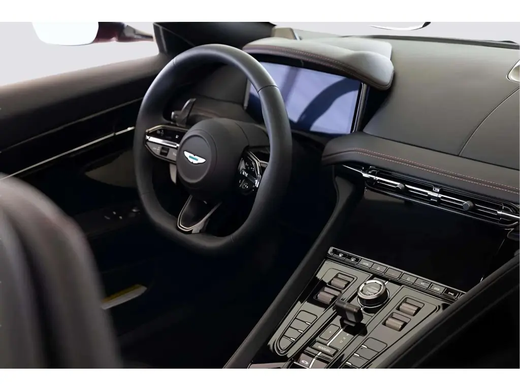 2025 DB12 V8 Volante thumbnail vehicle image 2