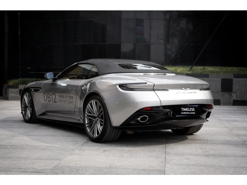 2025 DB12 V8 Volante thumbnail vehicle image 1