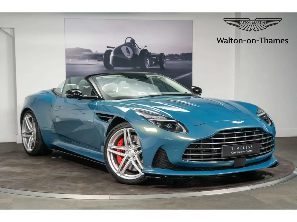 2026 DB12 V8 Volante main vehicle image