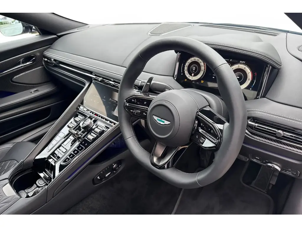2026 DB12 V8 Volante thumbnail vehicle image 2