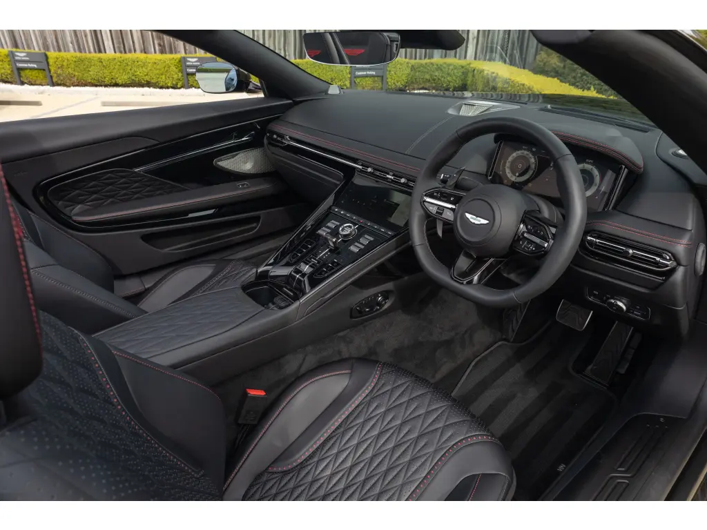 2026 DB12 V8 Volante thumbnail vehicle image 2