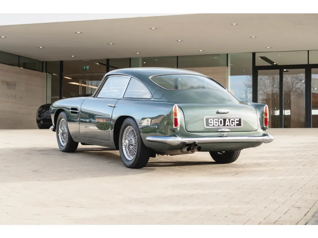 1960 DB4 Saloon thumbnail vehicle image 1