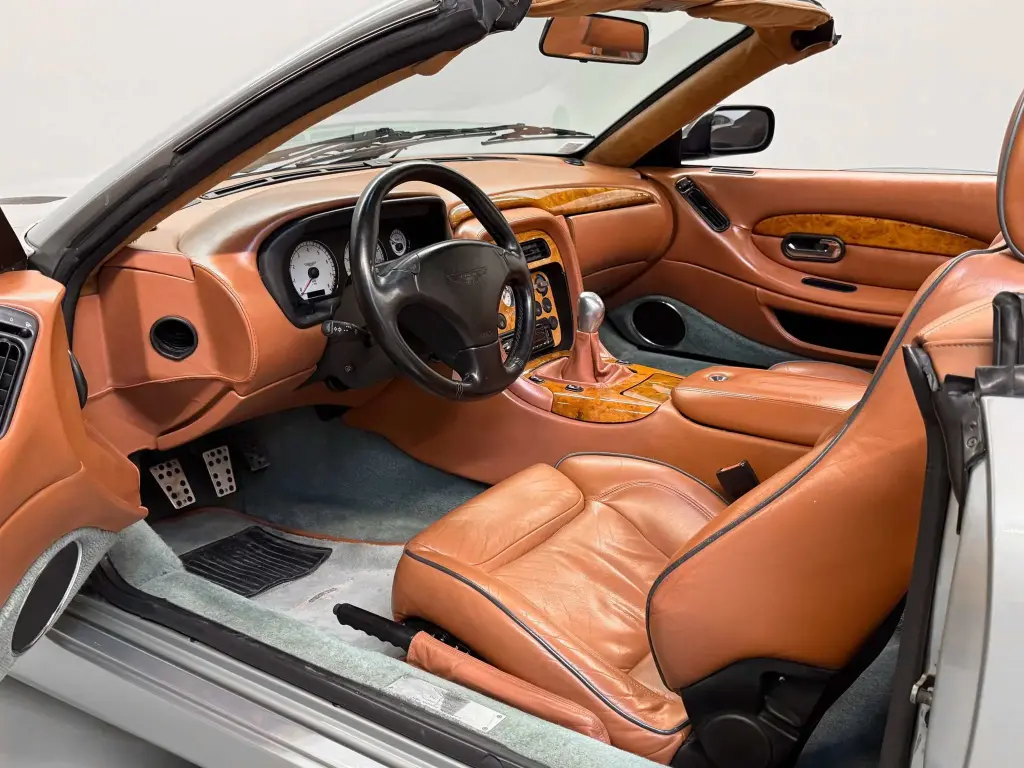 2003 DB7 V12 Vantage Volante thumbnail vehicle image 2