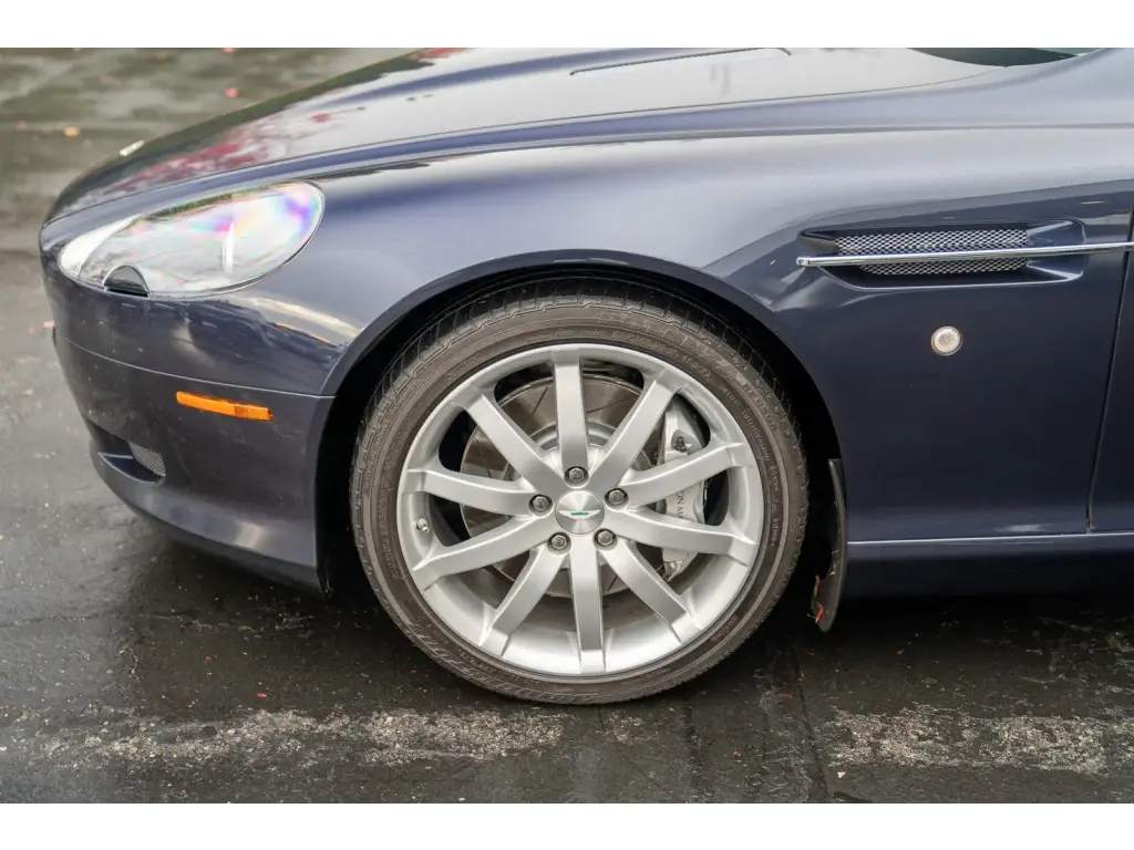 2008 DB9 Coupe thumbnail vehicle image 3