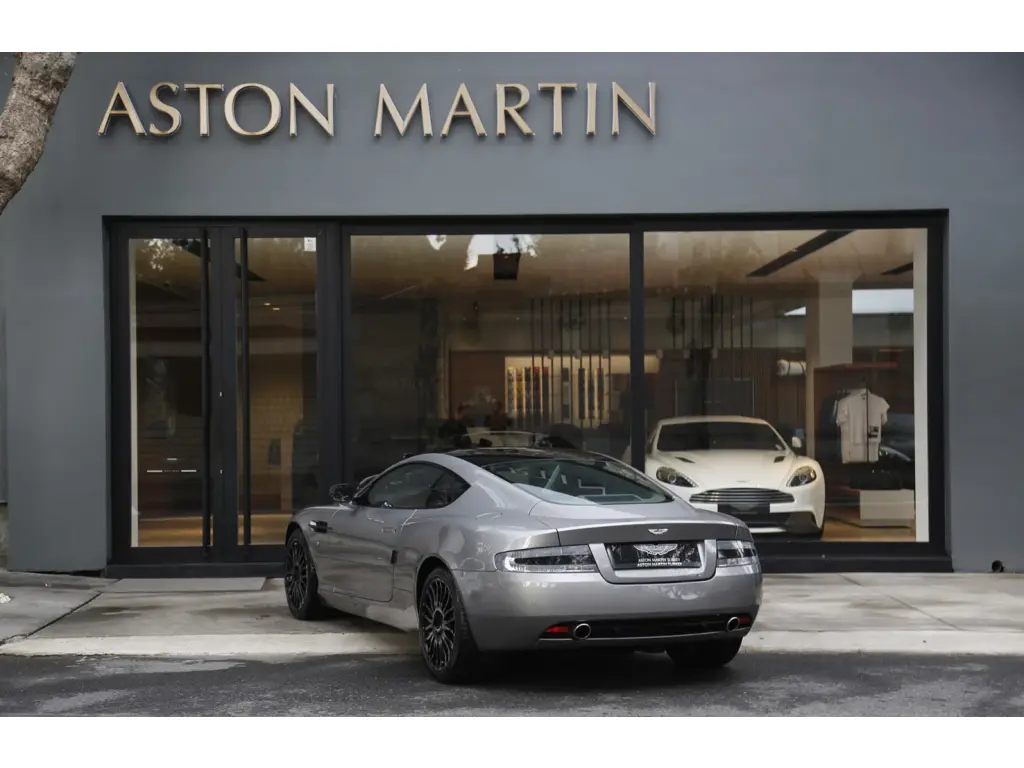 2009 DB9 Coupe thumbnail vehicle image 1