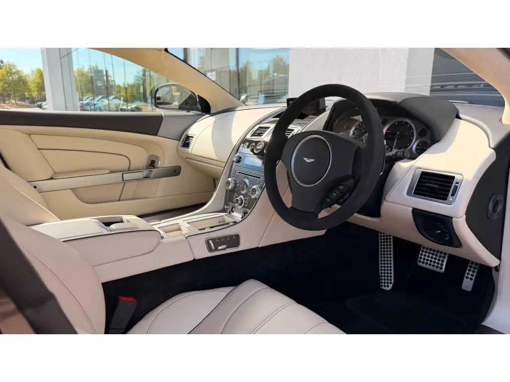 2014 DB9 Coupe thumbnail vehicle image 2