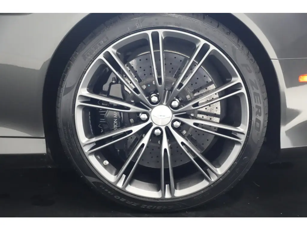 2014 DB9 Coupe thumbnail vehicle image 3