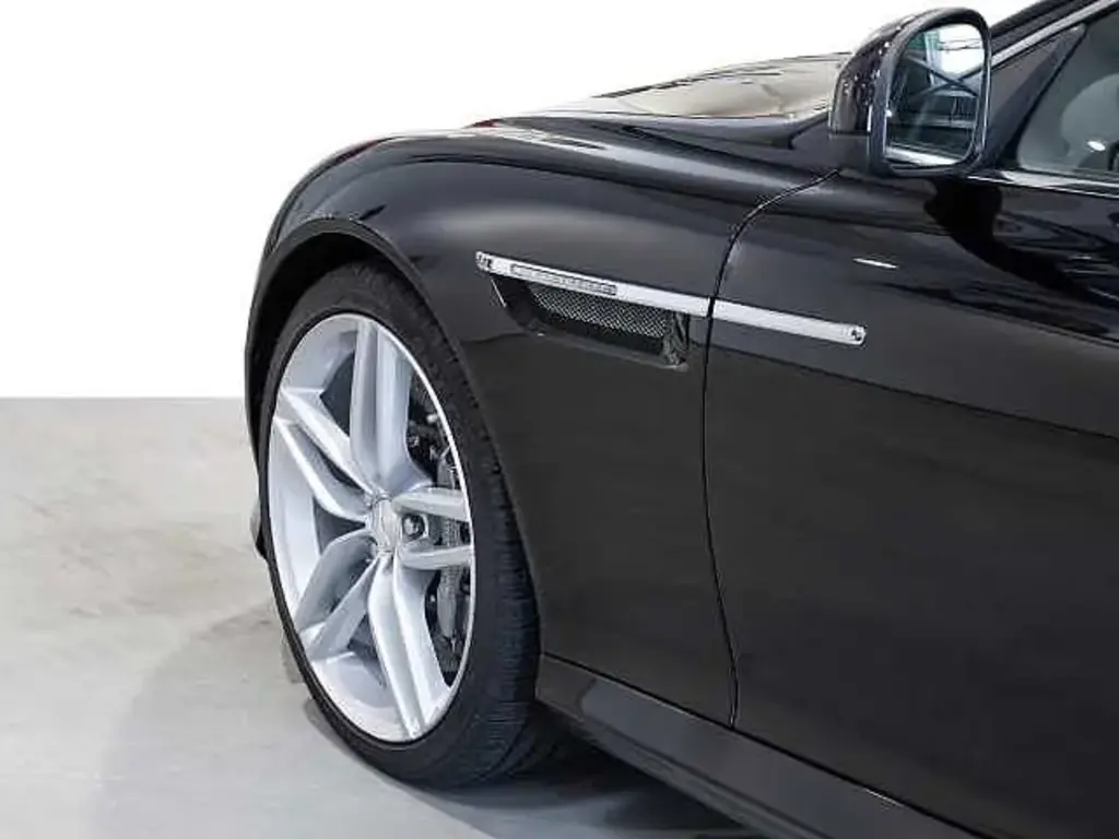 2014 DB9 Coupe thumbnail vehicle image 3