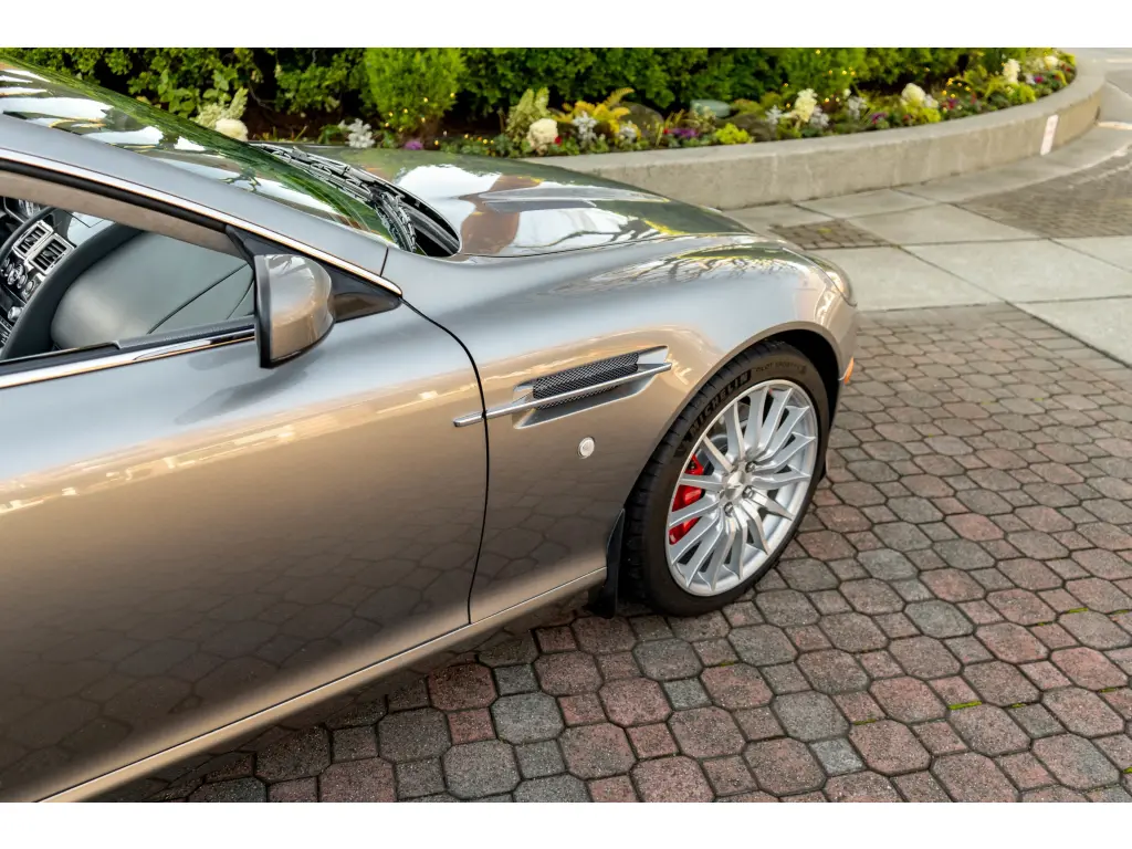 2008 DB9 Volante thumbnail vehicle image 3