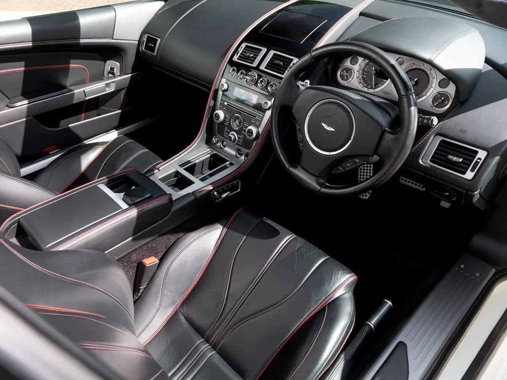 2014 DB9 Volante thumbnail vehicle image 2