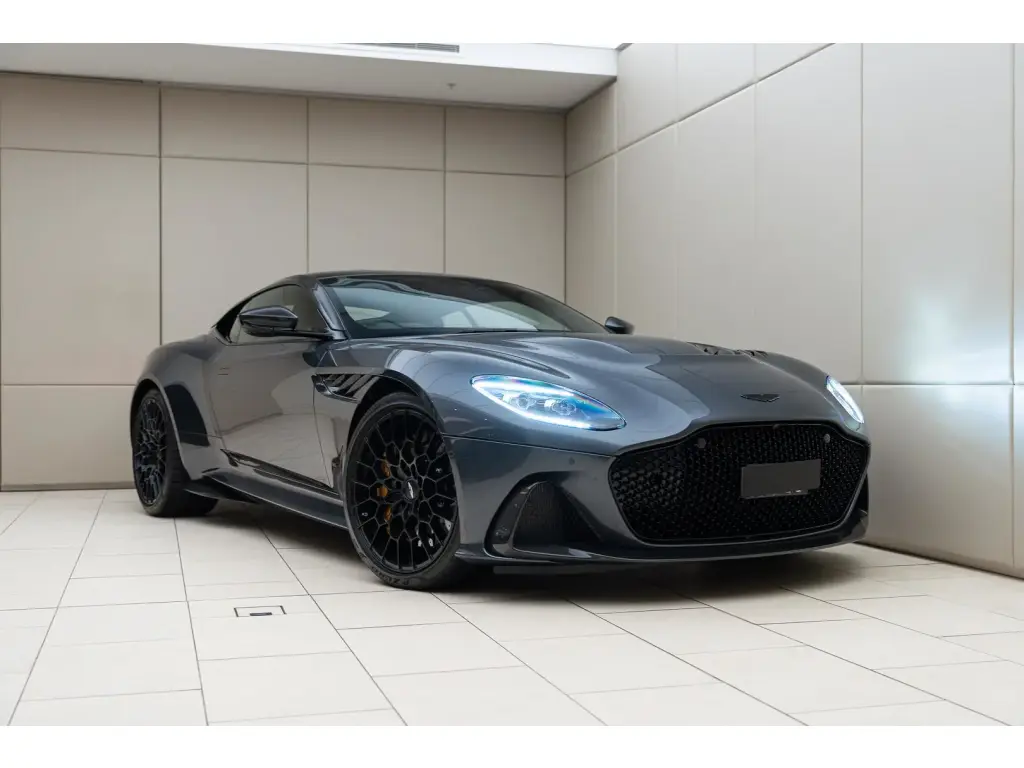2023 DBS 770 Ultimate Coupe main vehicle image