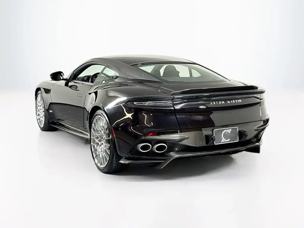 2023 DBS 770 Ultimate Coupe thumbnail vehicle image 1