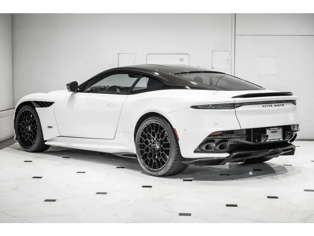 2023 DBS 770 Ultimate Coupe thumbnail vehicle image 1