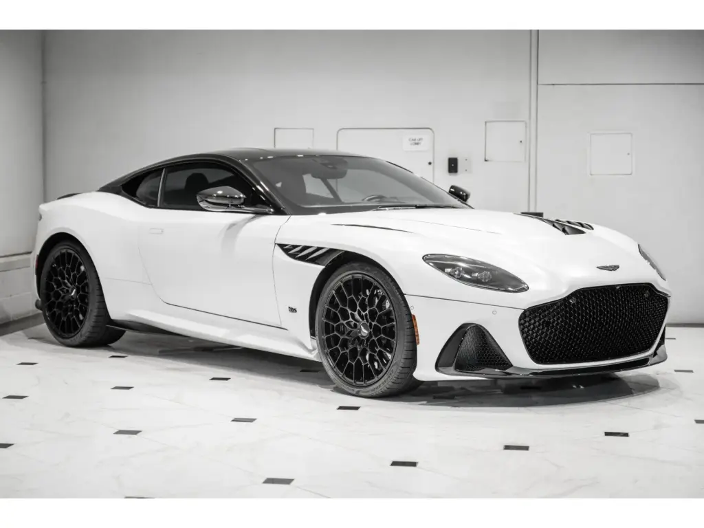 2023 DBS 770 Ultimate Coupe main vehicle image