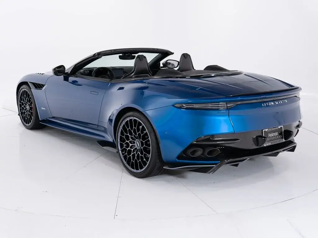 2023 DBS 770 Ultimate Volante thumbnail vehicle image 1