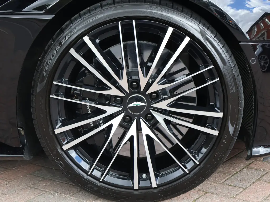 2022 DBS Coupe thumbnail vehicle image 3