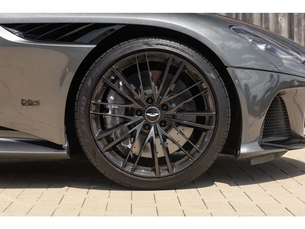 2022 DBS Coupe thumbnail vehicle image 3