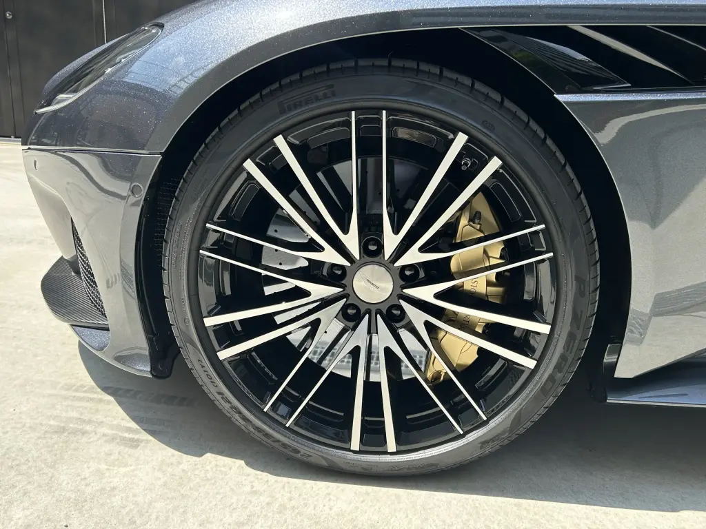 2023 DBS Coupe thumbnail vehicle image 3