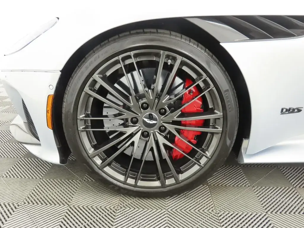 2023 DBS Coupe thumbnail vehicle image 3