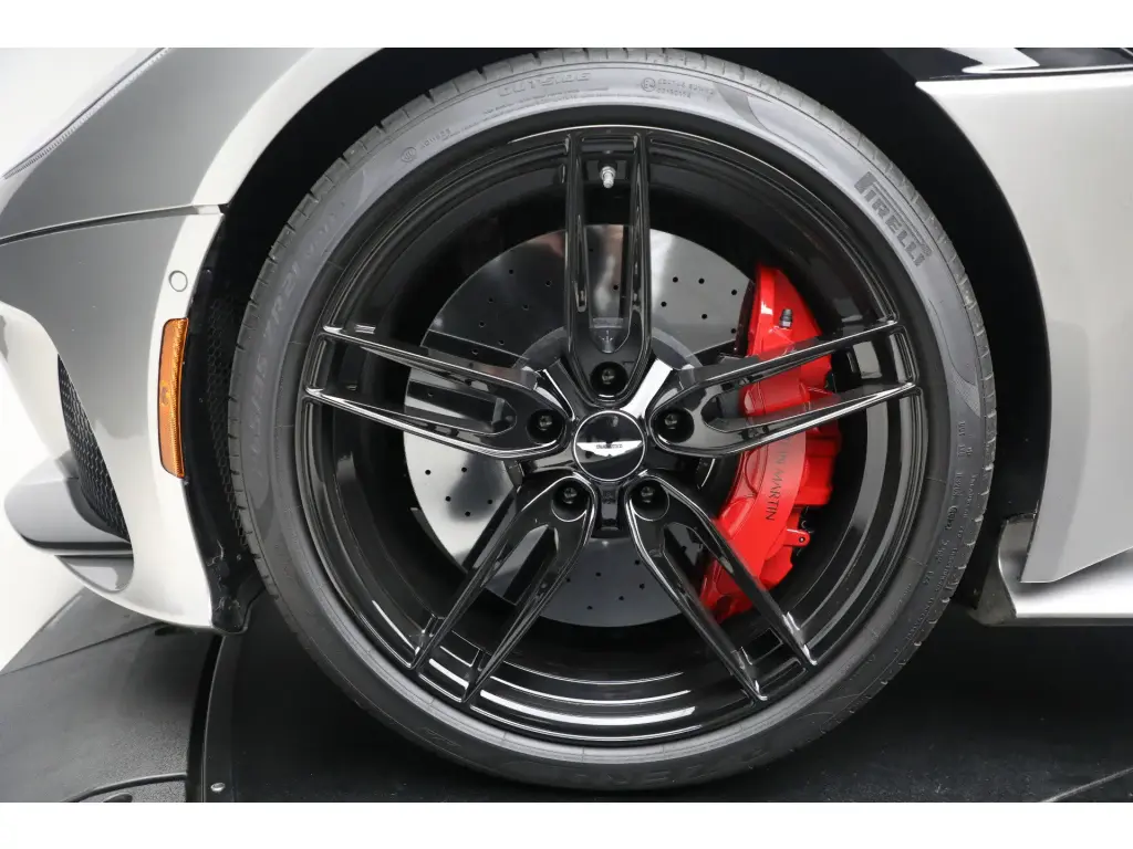 2023 DBS Coupe thumbnail vehicle image 3