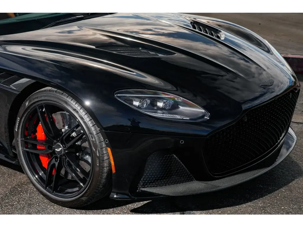 2023 DBS Coupe thumbnail vehicle image 3