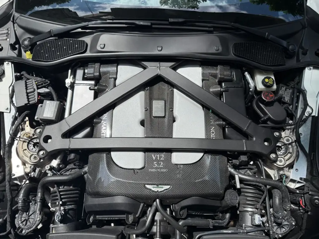 Aston Martin DBS (2018-24) DBS Coupe 5.2 - 2023 - Joinsteer - #37