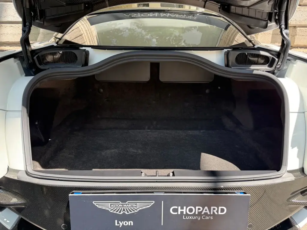 Aston Martin DBS (2018-24) DBS Coupe 5.2 - 2023 - Joinsteer - #18