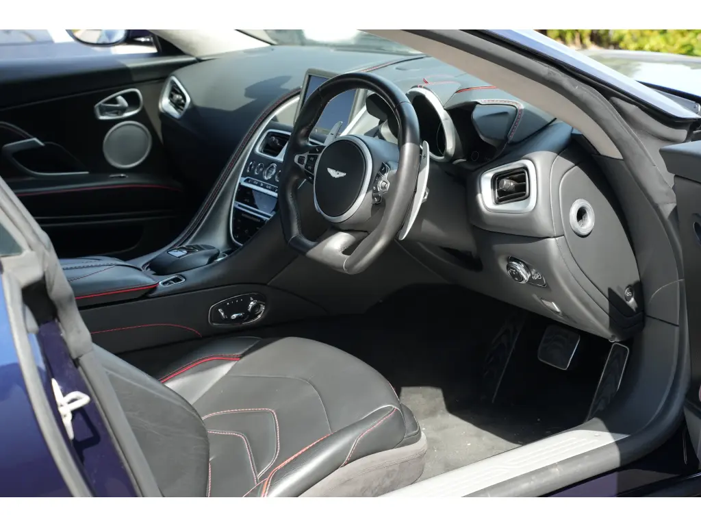 2019 DBS Superleggera Coupe thumbnail vehicle image 2