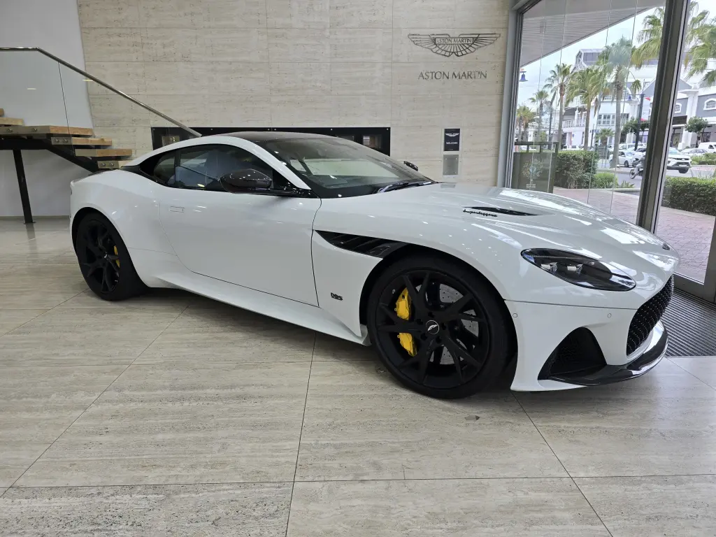 2019 DBS Superleggera Coupe main vehicle image