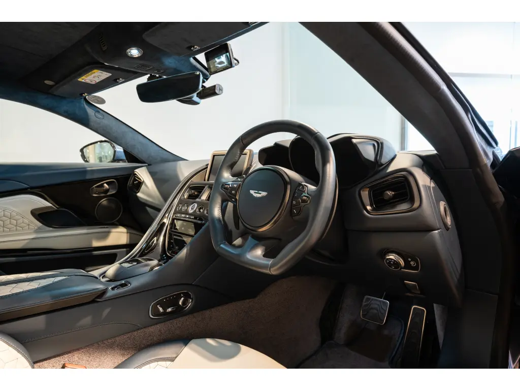 2019 DBS Superleggera Coupe thumbnail vehicle image 2