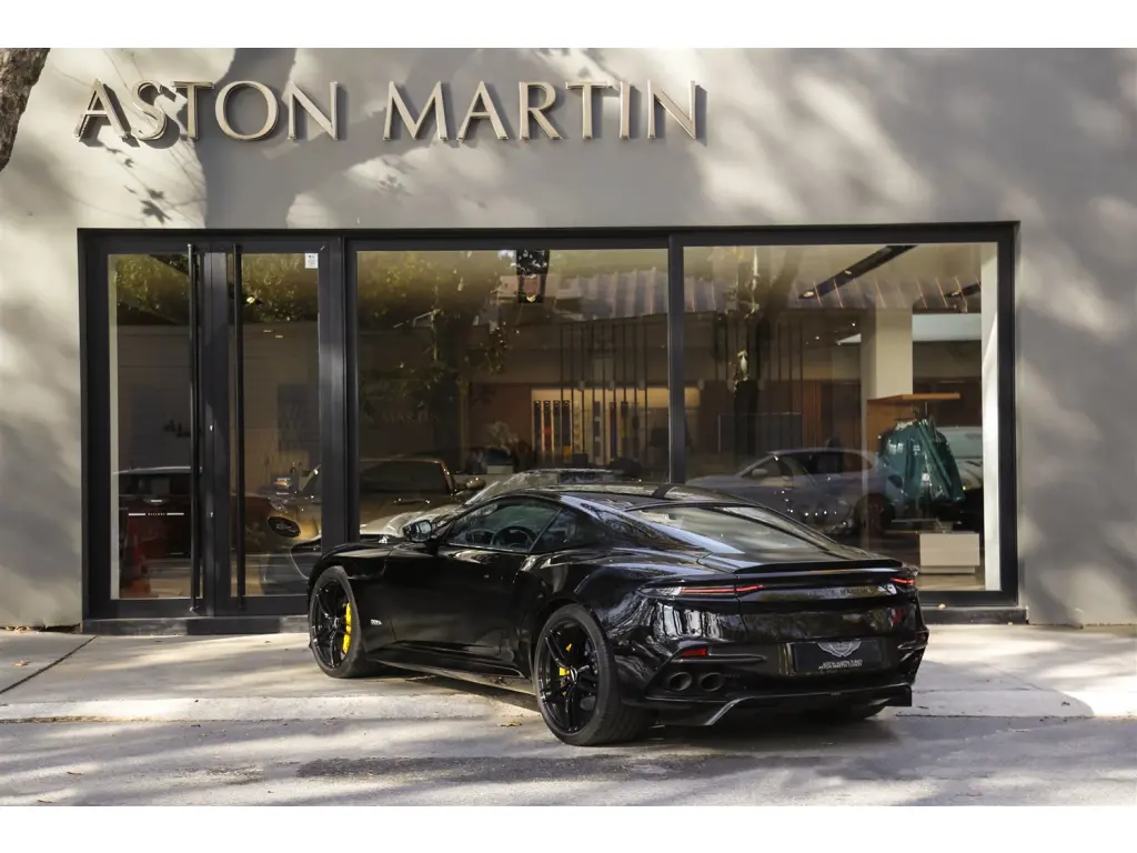 2019 DBS Superleggera Coupe thumbnail vehicle image 1