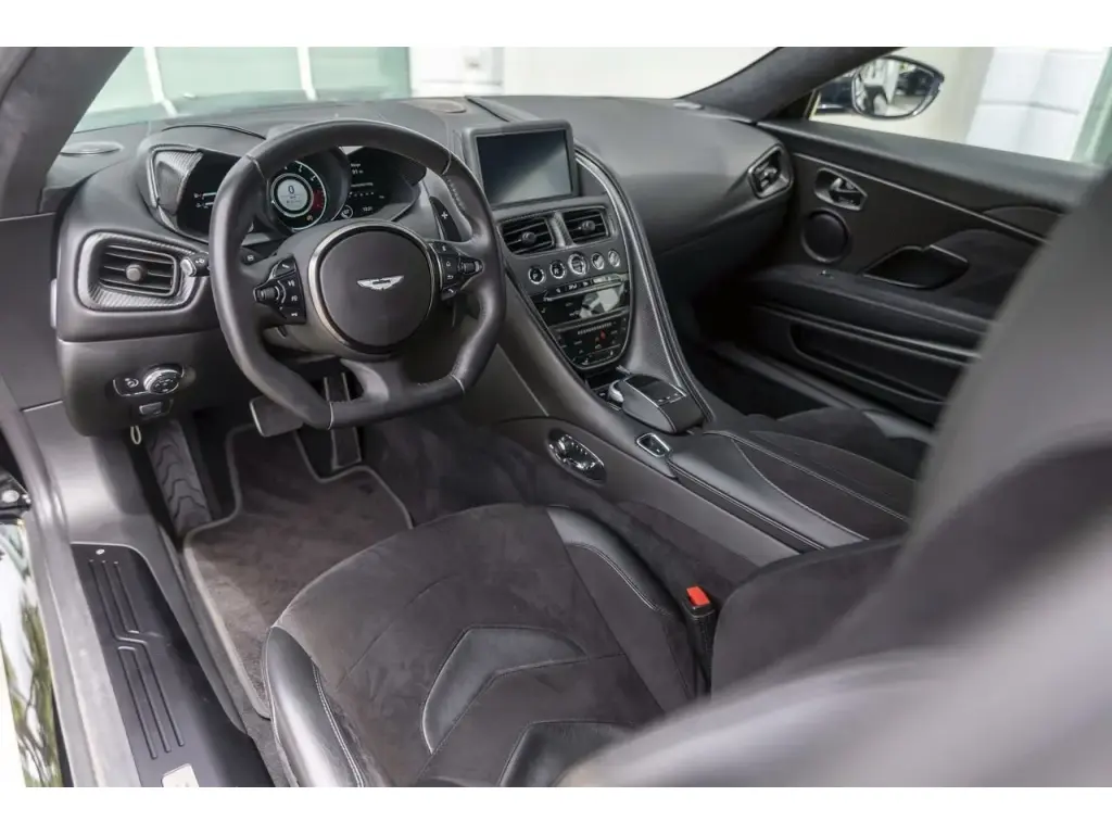 2019 DBS Superleggera Coupe thumbnail vehicle image 2