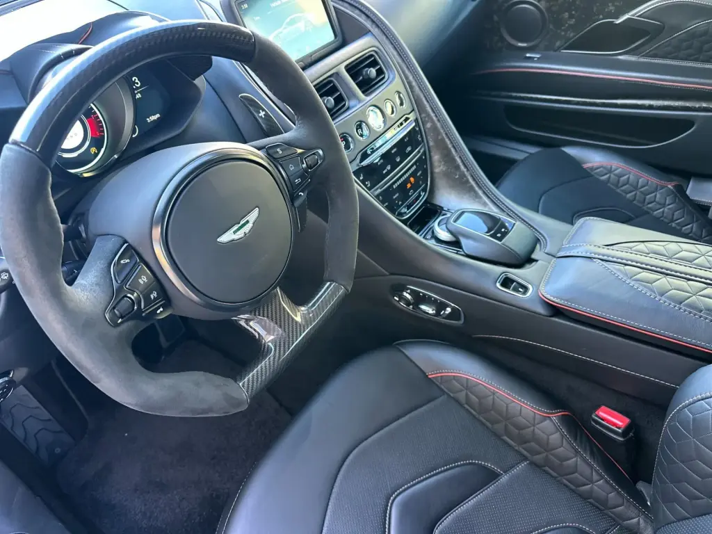 2019 DBS Superleggera Coupe thumbnail vehicle image 2