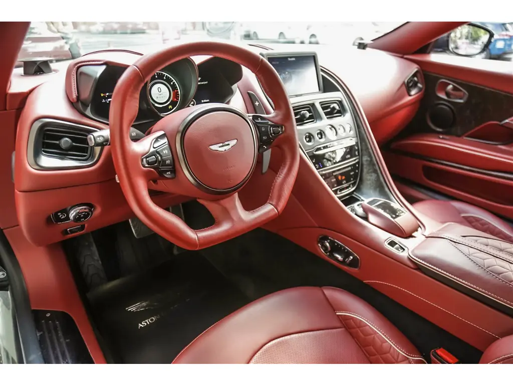 2019 DBS Superleggera Coupe thumbnail vehicle image 2
