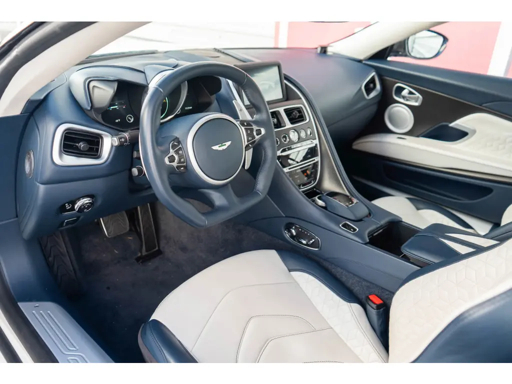 2019 DBS Superleggera Coupe thumbnail vehicle image 2